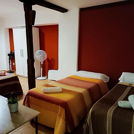 Corrala De San Anton. Sencillo Apartamento En Pleno Centro Гранада Екстер'єр фото